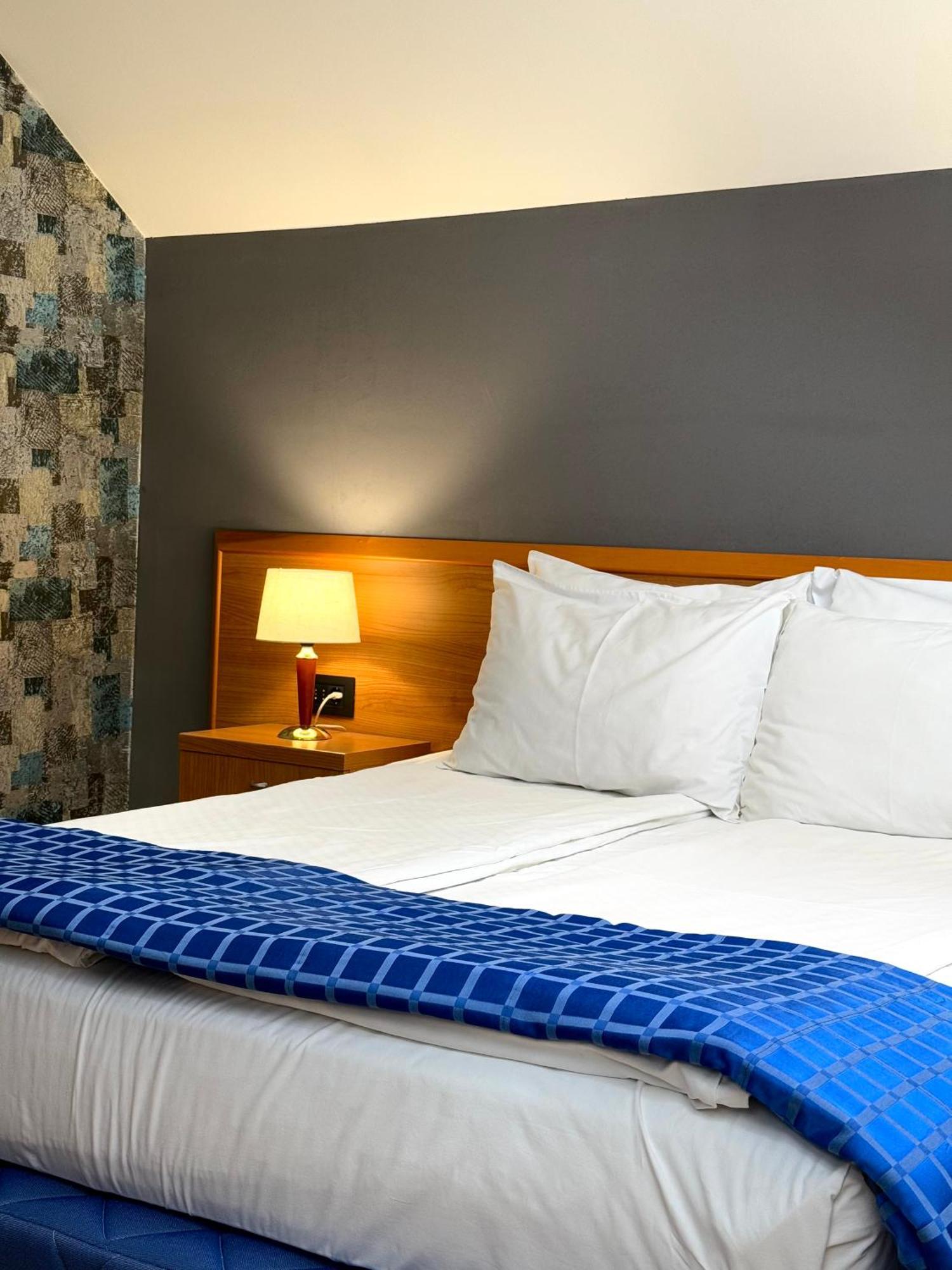 Motel M Vlasenica Ngoại thất bức ảnh