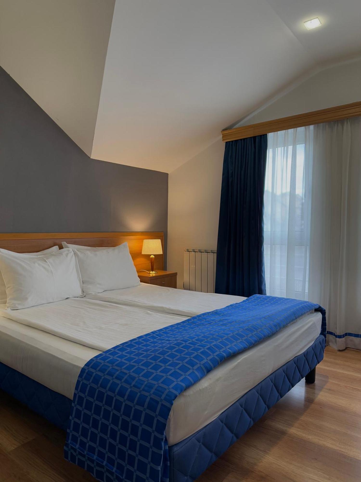 Motel M Vlasenica Ngoại thất bức ảnh